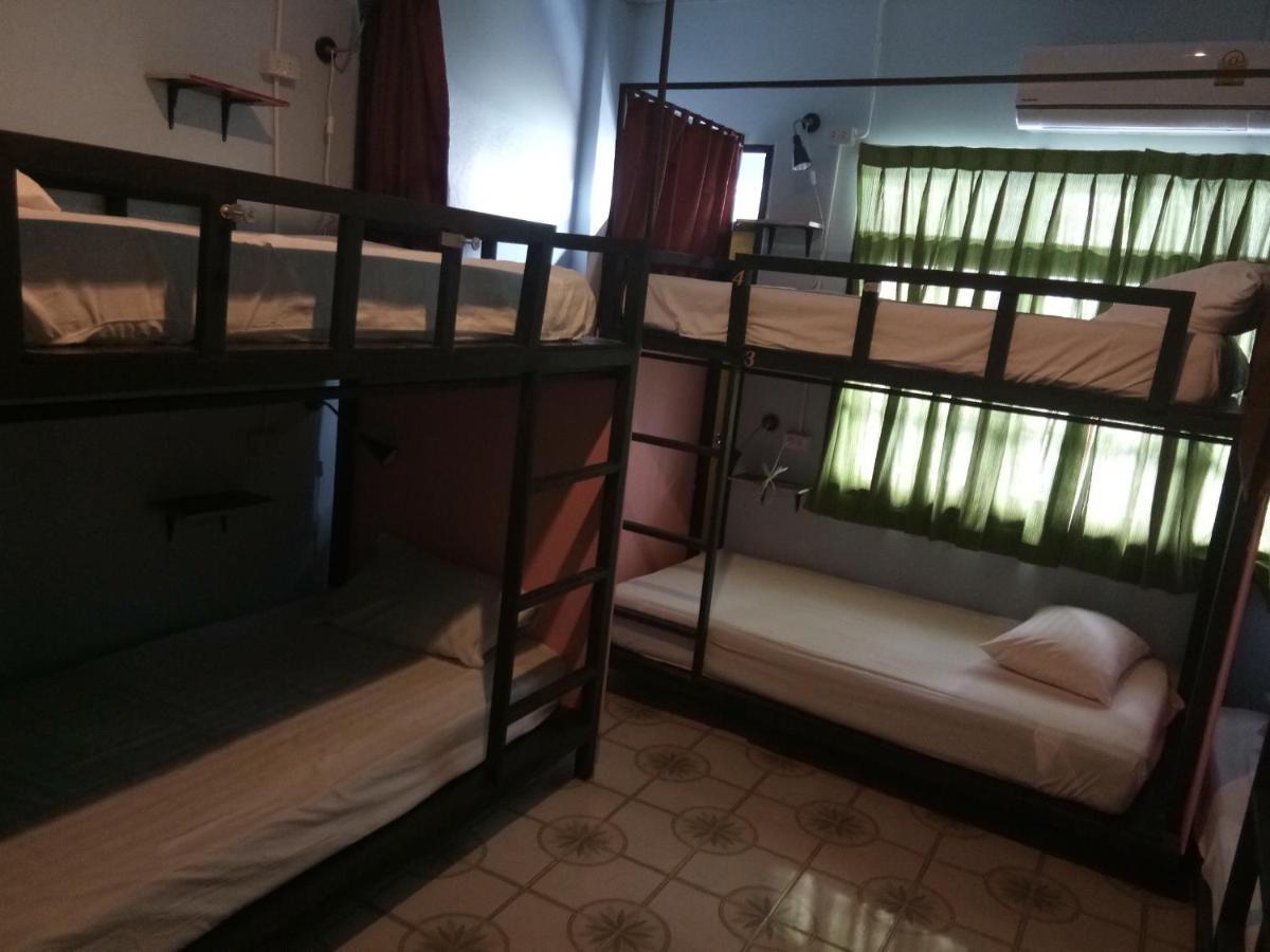 The 25 Hostel Hat Yai Exterior foto
