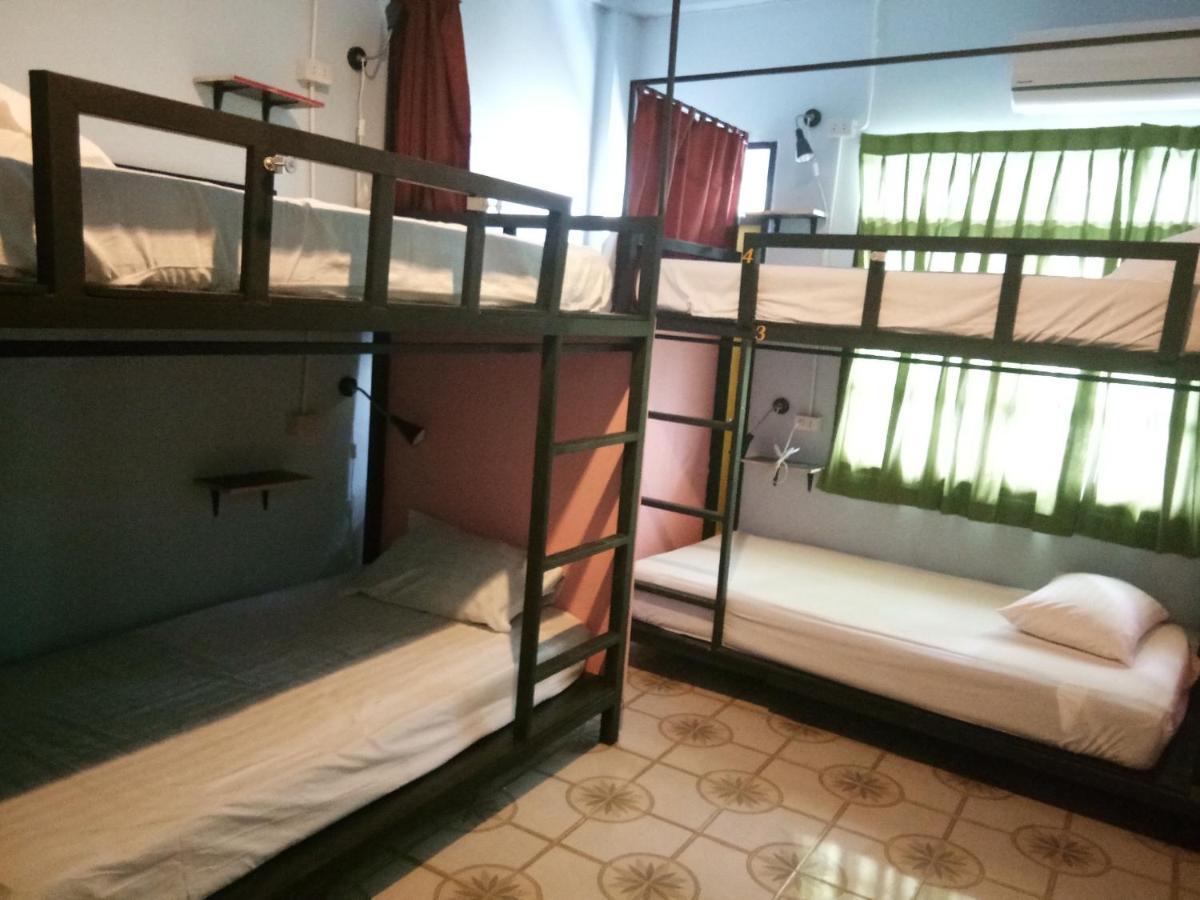The 25 Hostel Hat Yai Exterior foto