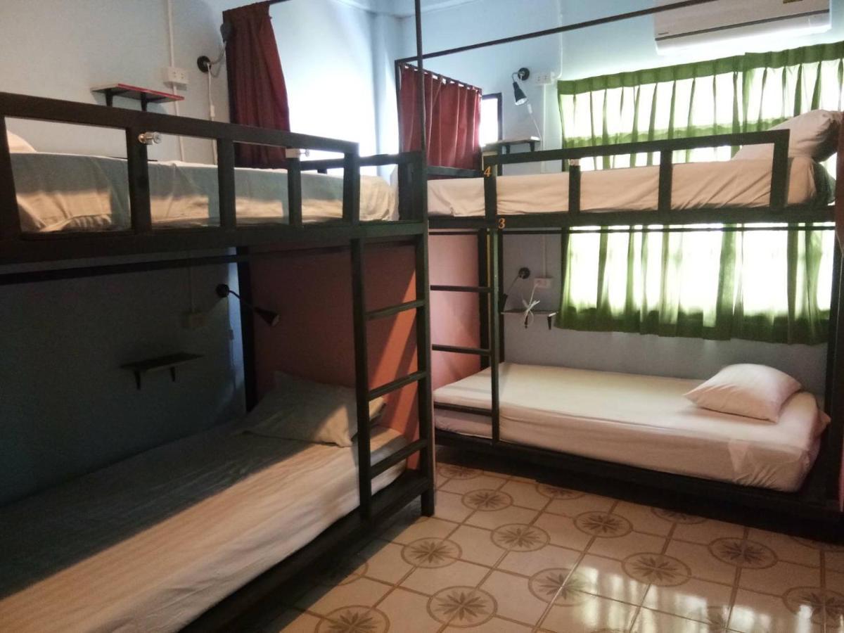 The 25 Hostel Hat Yai Exterior foto